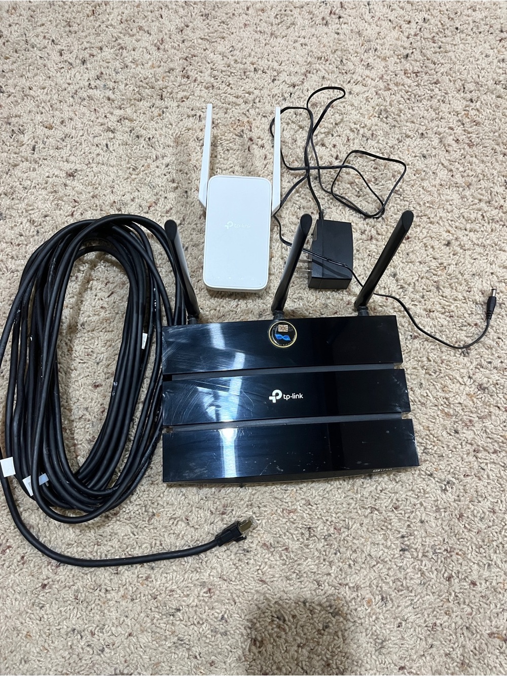 TP-Link Dual-Band Wireless Router with Range Extender